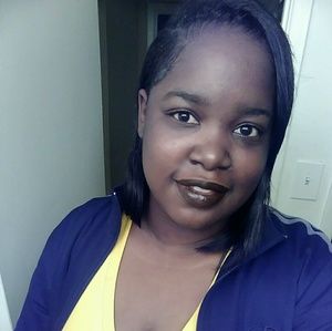 Meet your Posher, Natasha